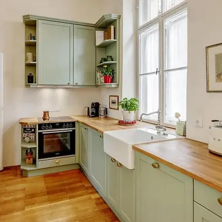 Апартаменты 4bdr Close To Marienplatz Apartment- If You Want To Book, Please Contact On Wh-ats-app - 0034-635-518-216 !!!! *